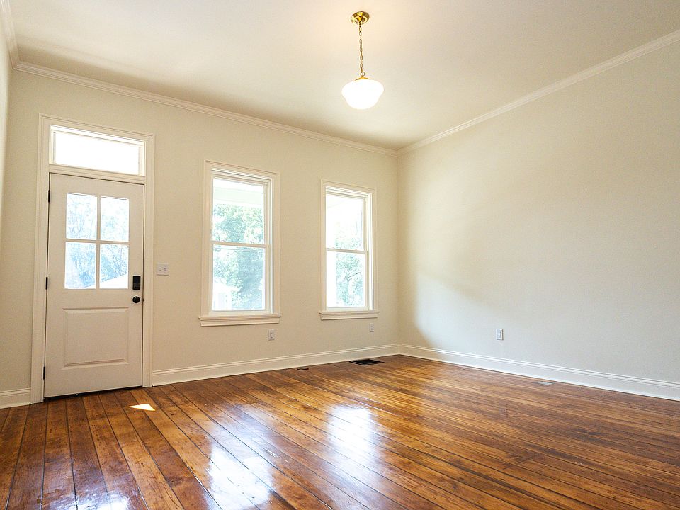 Living room 1