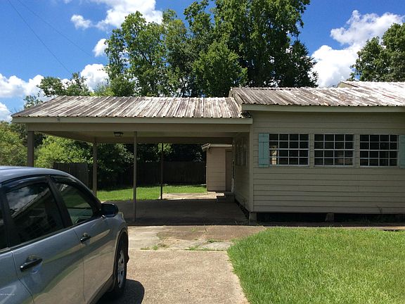 2nd image of 2512 E Milton Ave