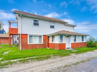 5035 W Mapleton Bch, Geneva, OH 44041