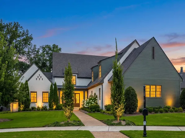 9071 Winston Woods Cir, Germantown, TN 38139