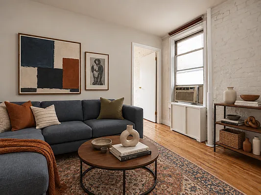 Living room, photo 1
