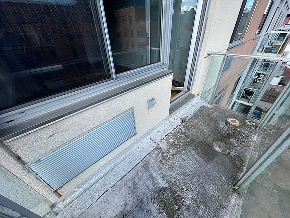 2nd image of 836 Bergen St #440
