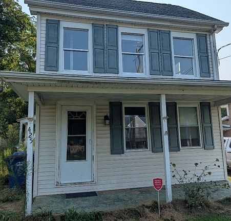 2nd image of 425 Julius Pemberton Rd