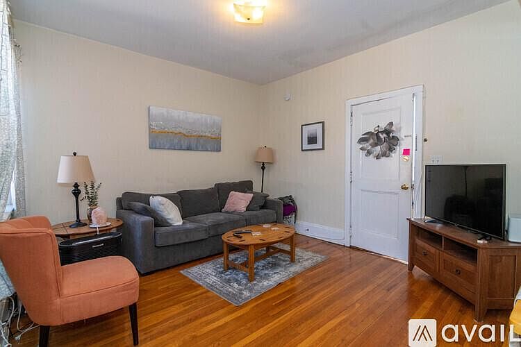 1st image of 81 Gibbs St #49