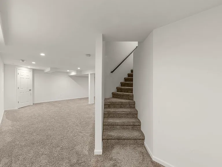 2430 Caton Crest Ct — Photo 21