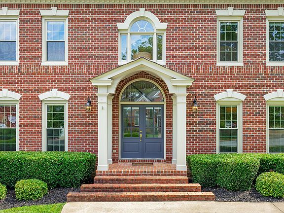 5th image of 8005 Rosemere Way
