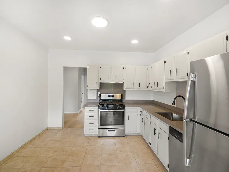 1129-1133 Balboa St #1129 — Photo 12