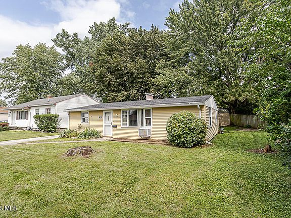 2nd image of 1365 Almon Ave