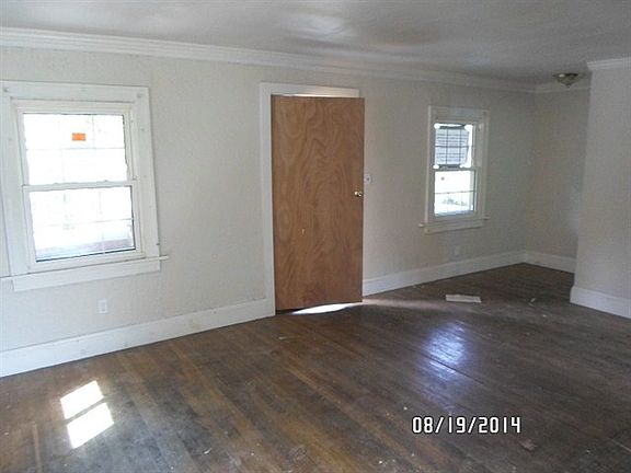 2nd image of 7810 Beman Ave