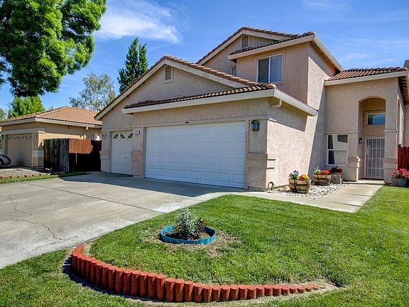 2nd image of 424 Robin Dr