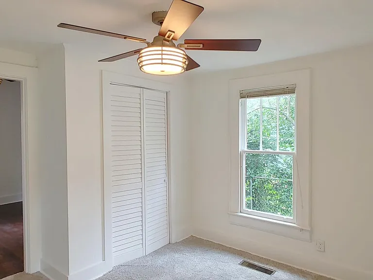 2123 Lyndon Ave — Photo 21