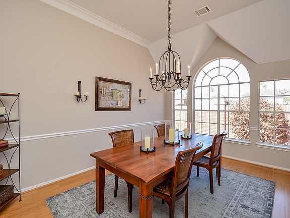 3rd image of 3003 Lake Estate Ct
