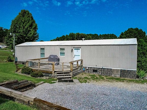 5th image of 1556 Bullard Dr