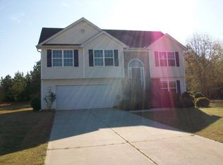 1423 Faith Dr, Winder, GA 30680