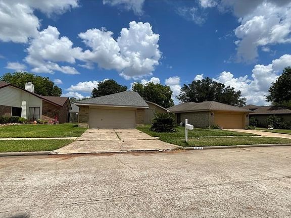 5th image of 17434 Davenway Dr