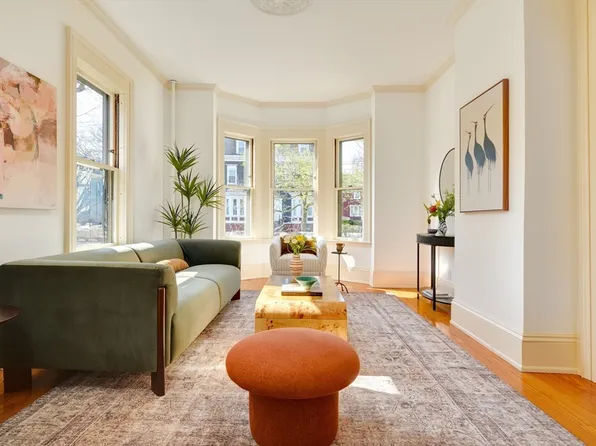 20 Cameron Ave, Somerville, MA 02144