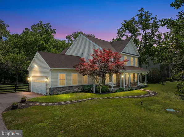 3309 Kenney Ln, Edgewater, MD 21037