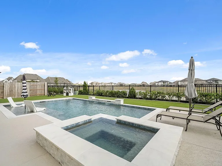 24715 Beebalm Trl — Photo 44