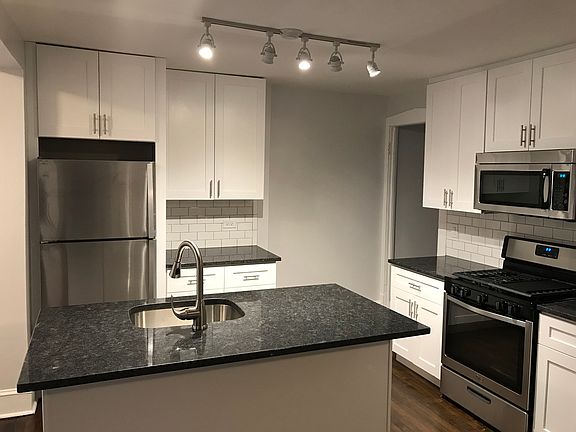 3rd image of 419 Hannah Ave #Ch