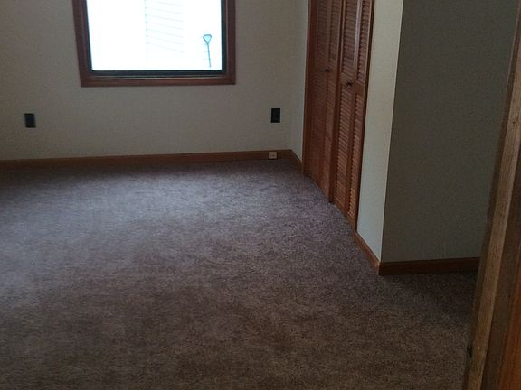 4th image of 6704 S Evergreen Dr