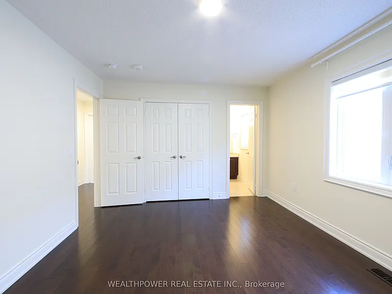 248 Belmore Ct — Photo 14