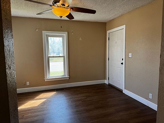 5th image of 209 S Grice St