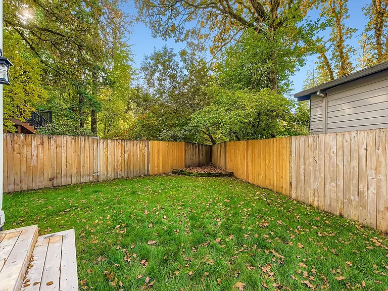 1687 SW 178th Ave — Photo 26