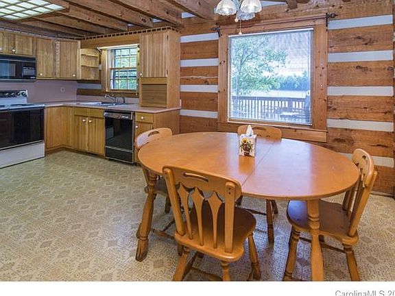 4th image of 1270 Lake Front Dr