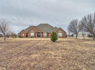 12700 SW 47th St, Mustang, OK 73064