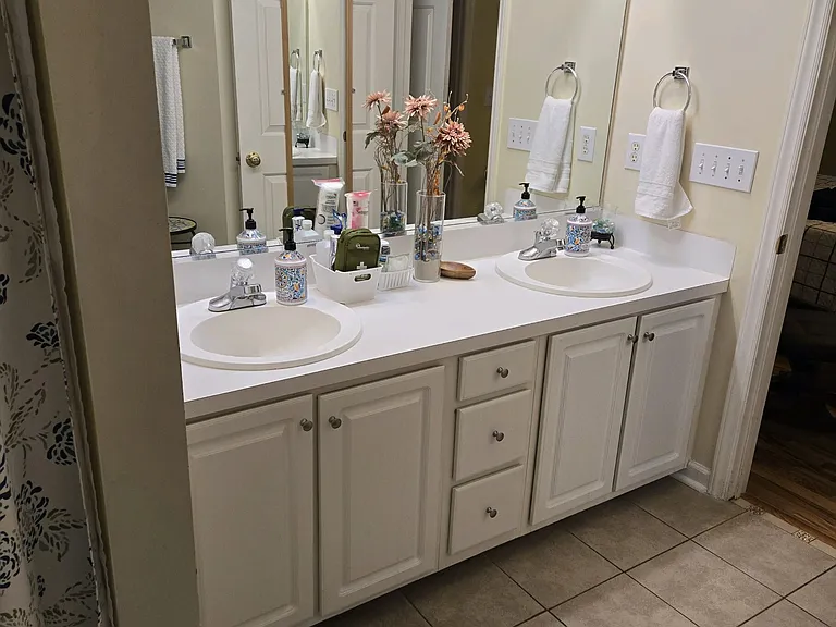 2837 Bridgeport Dr — Photo 10