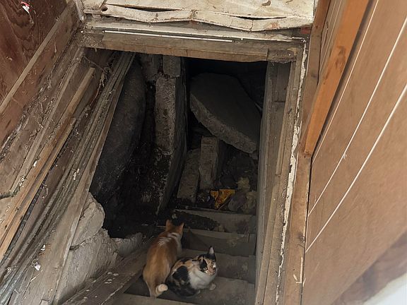 3rd image of 114 S Girard Ave
