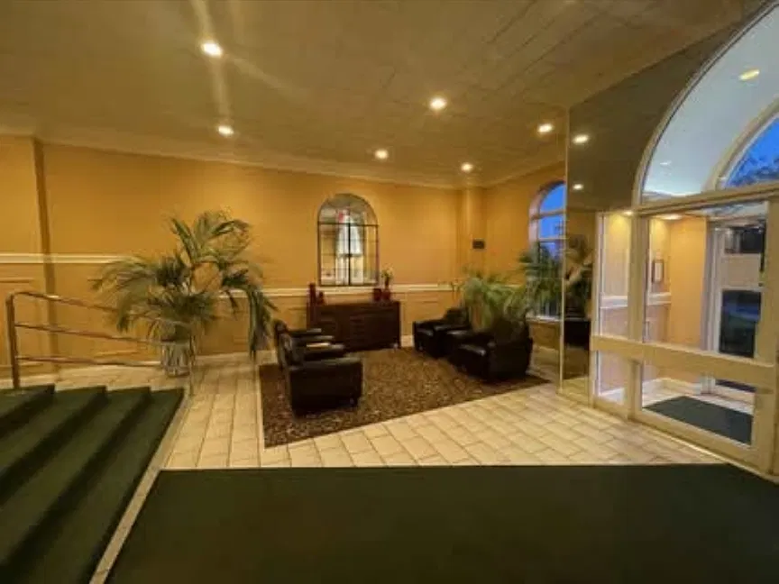 2 bed, 1023 sqft, $3,000 — Photo 2