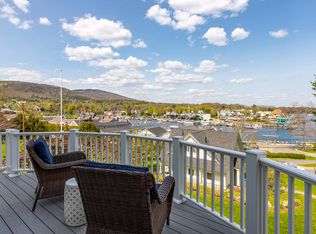 72 Chestnut St, Camden, ME 04843