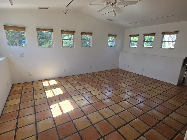 2740 Mountain View Dr #A — Photo 17
