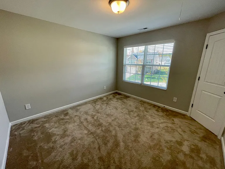 1950 Rubywood St — Photo 39