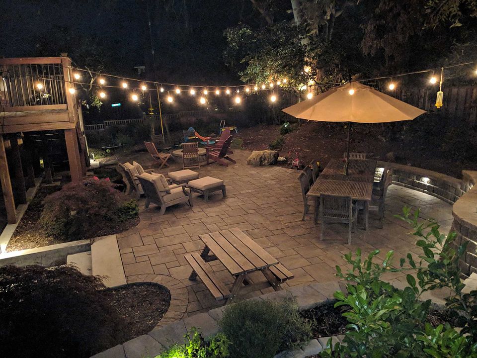 1st image of 570 S Oak Park Way