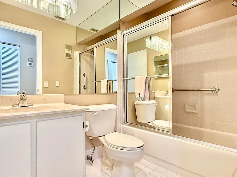 10678 Ocean Palm Way #202 — Photo 29