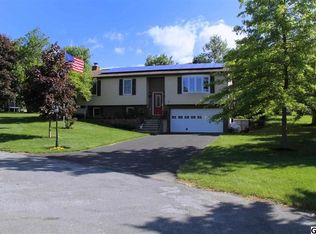3 E Christopher Ct, Hummelstown, PA 17036