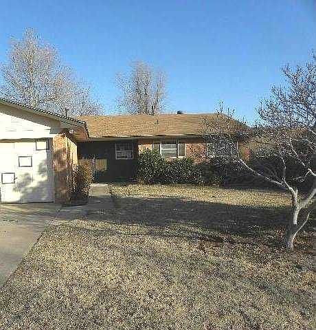 1st image of 105 Aspen Dr