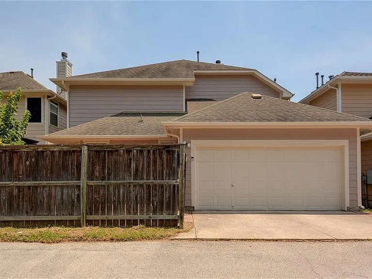 2614 Kinney Oaks Ct — Photo 27