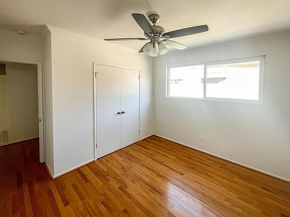 5th image of 923 9th St APT 10