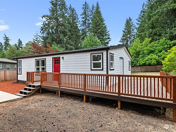 3rd image of 19520 18th Street Ct SW