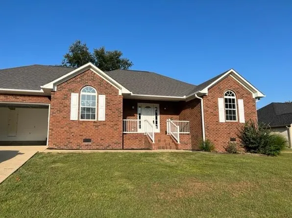 1273 Woodhaven St, Humboldt, TN 38343