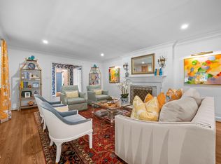 809 Lake Boone Trl, Raleigh, NC 27607