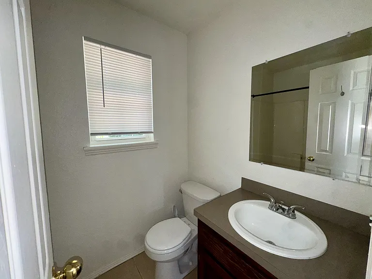 128 Lanita Dr — Photo 7