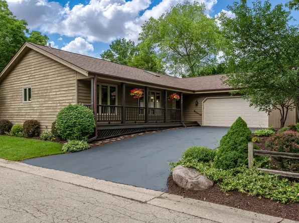 5307 Gingeridge Ln, Rockford, IL 61114