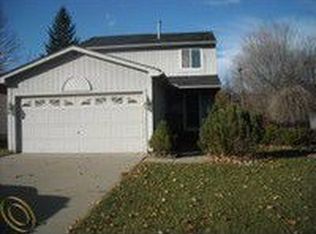 539 N Bryar St, Westland, MI 48185