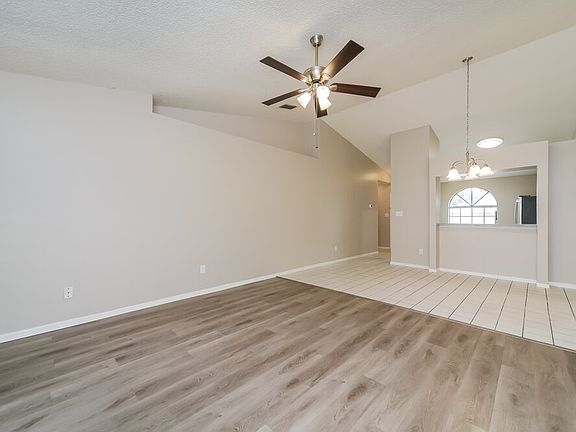 4th image of 2468 Albaca Dr