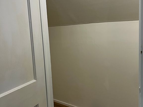 Closet 1 out of 5