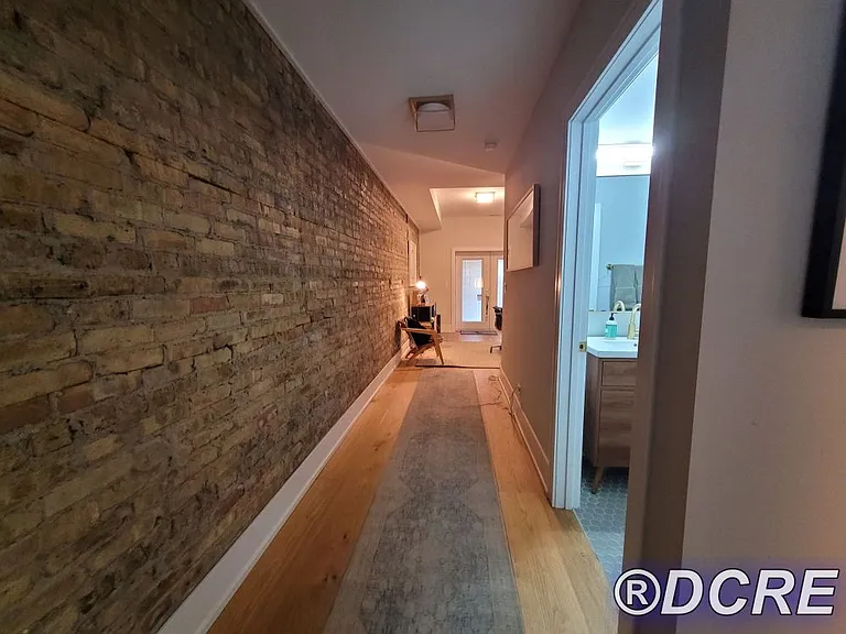 1318 W Winnemac Ave #3E — Photo 8